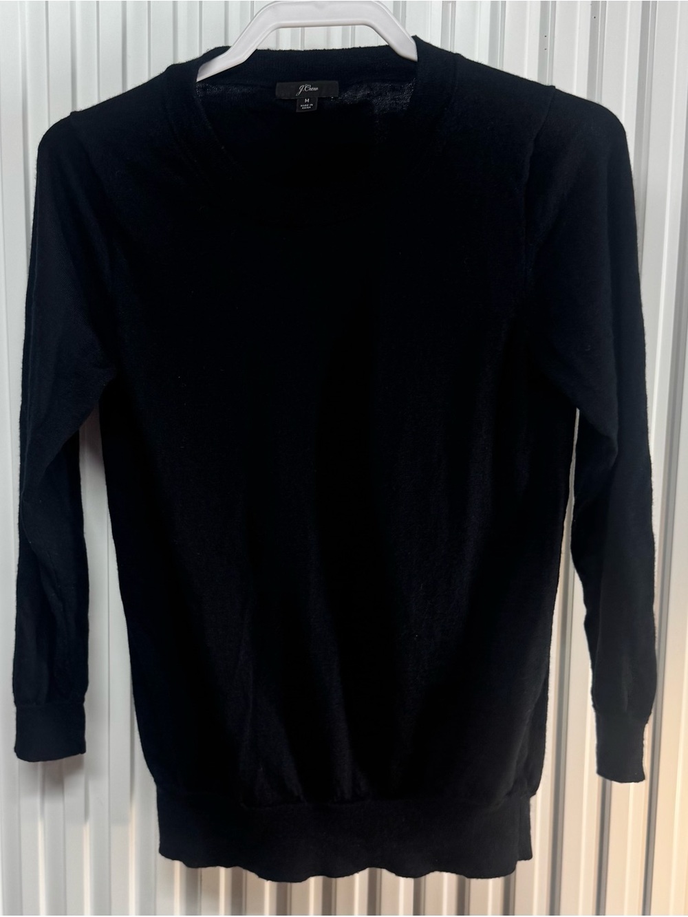Women’s J Crew 100% merino Wool Black Crewneck Sweater Size Medium Essentials